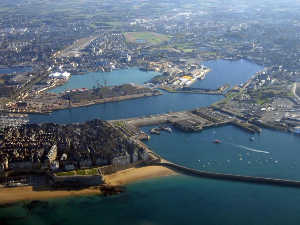 Apartamento Cosy T2 gare, intra-muros&plage à proximité Saint-Malo