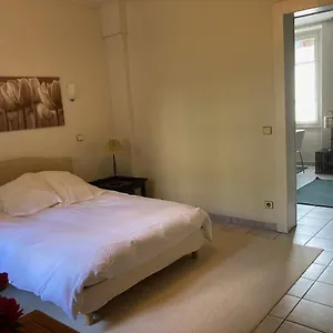 https://le-mont-joly-les-4-tetes.hotels-rhonealpes.com